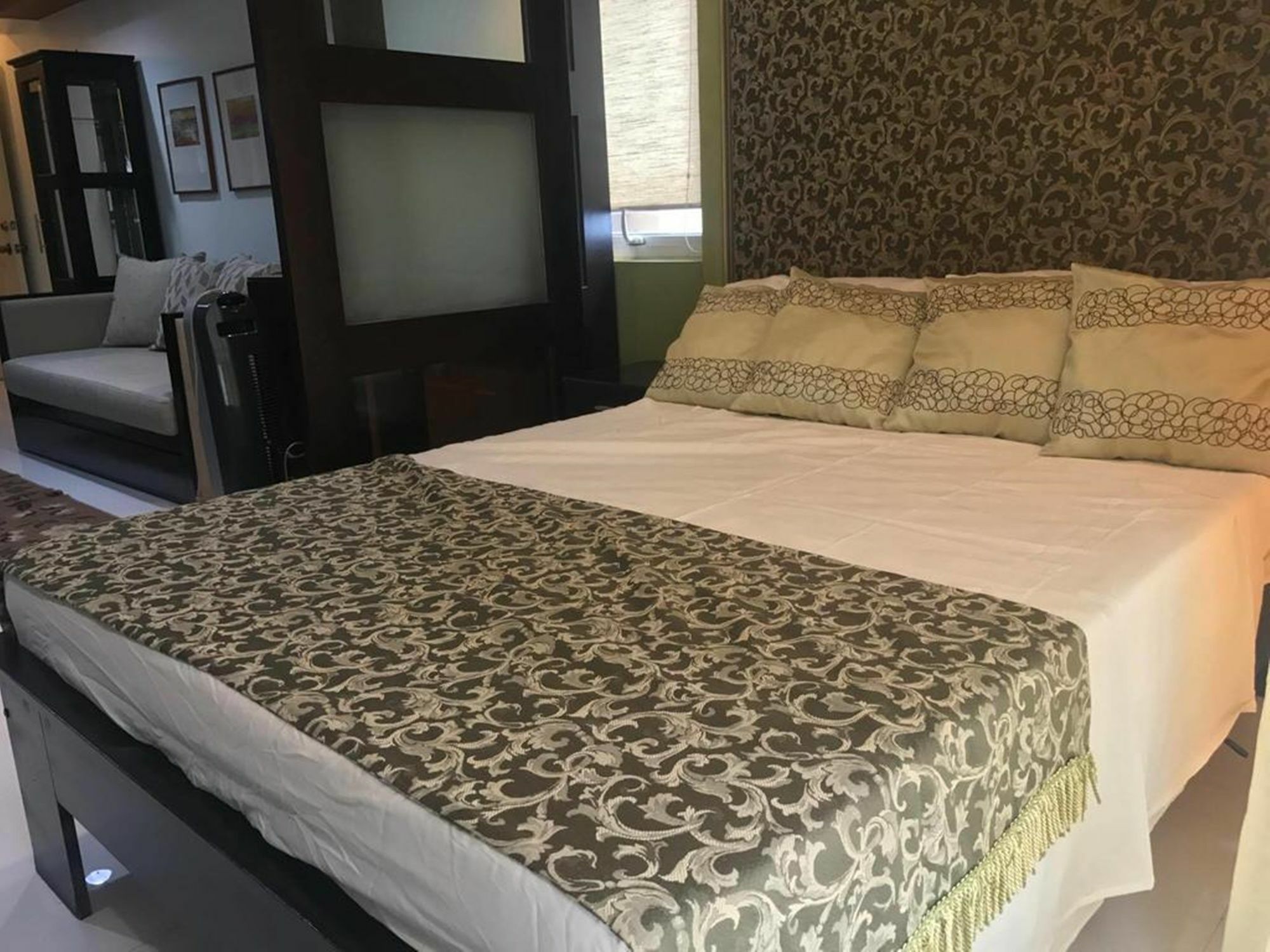 Go-Stay @ South Of Market Taguig Eksteriør billede