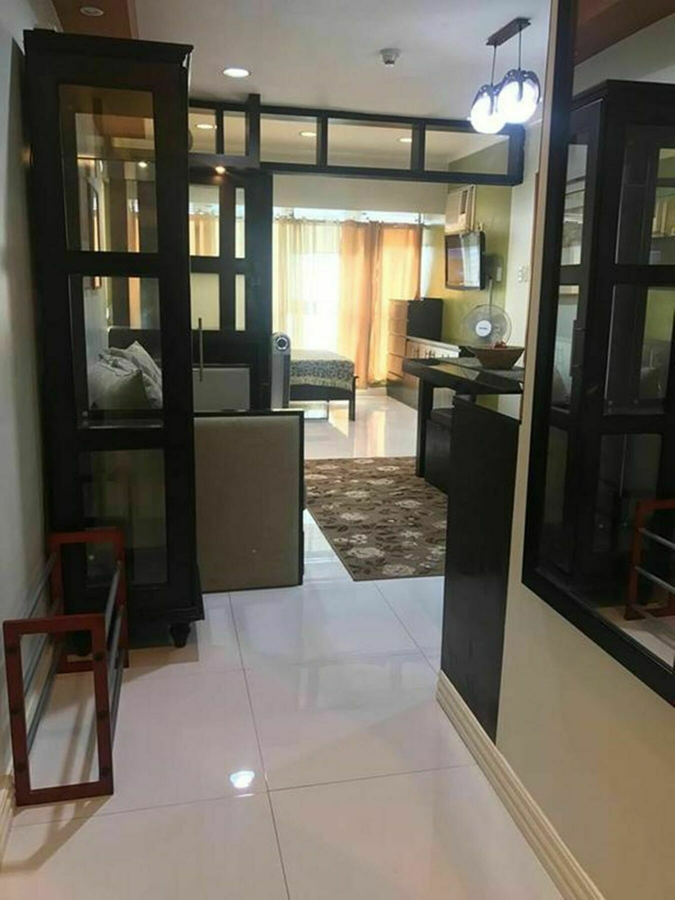 Go-Stay @ South Of Market Taguig Eksteriør billede